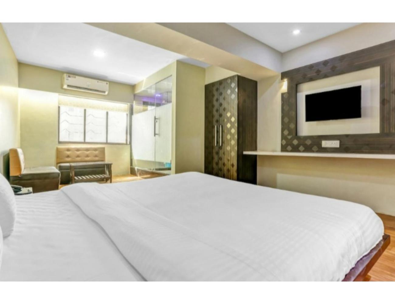 Homestay Vinyasa Residency, Bhayandar, Maharashtra *